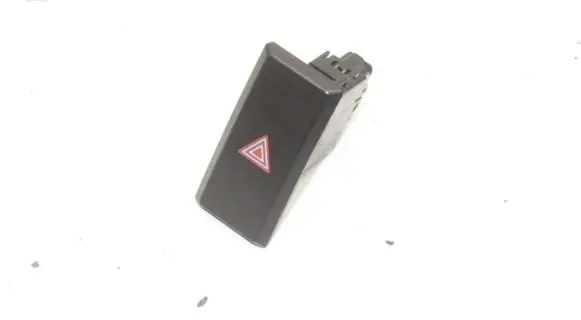 Toyota Prius (XW50) Hazard light switch