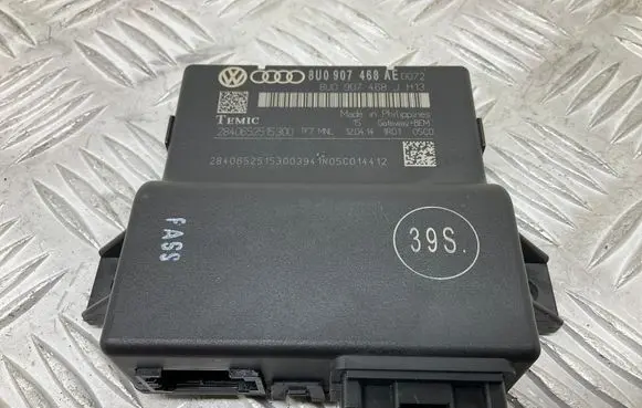 Audi Q3 8U Gateway control module 8U0907468AE