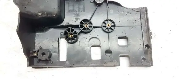 Land Rover Discovery 3 - LR3 Battery box tray dwm500031