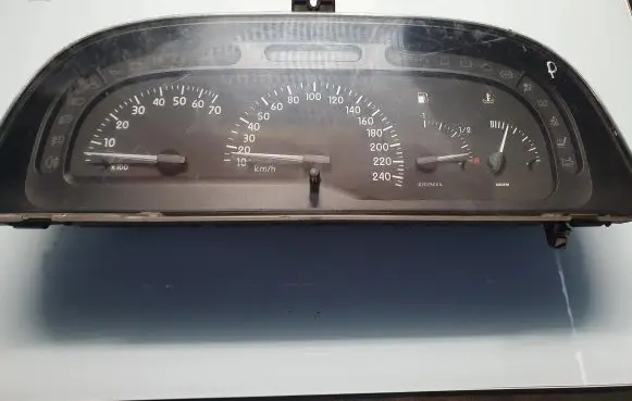 Renault Laguna I Speedometer (instrument cluster) 216236674 216495822