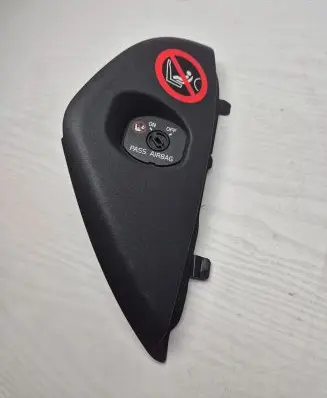 Dashboard side end trim