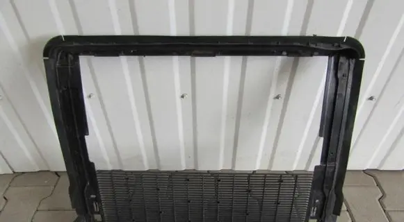 Radiator trim