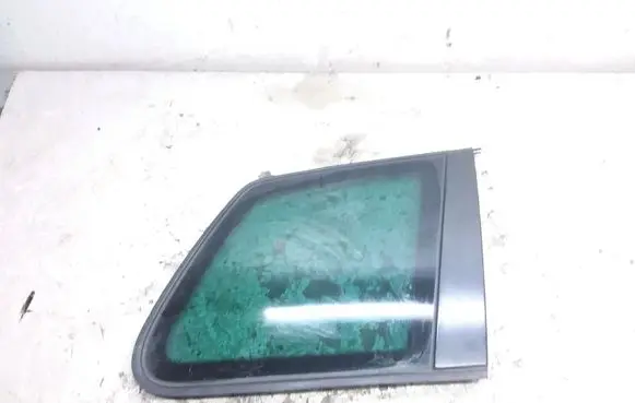 Volkswagen Touareg I Rear side window 7L6845298EE 7L6845298