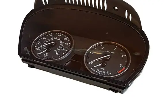 BMW X5 E70 Speedometer (instrument cluster) 9170272 62119170272 6976284