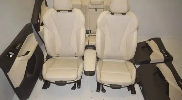 BMW 2 Active Tourer U06 Seat set 