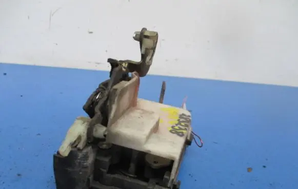 Peugeot Boxer Front door lock