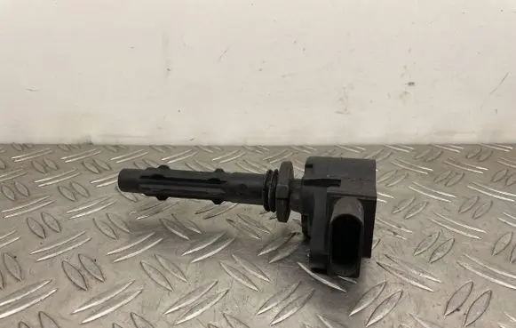 Mercedes-Benz GL X164 High voltage ignition coil A0001502780