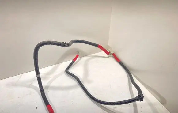 BMW 6 F06 Gran coupe Positive cable (battery)