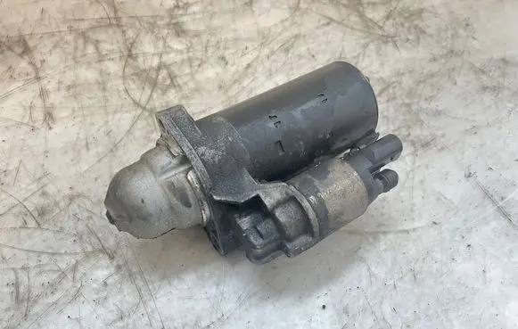 Audi A6 C7 Starter motor 059911024D