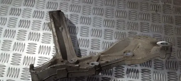 Front lower control arm/wishbone