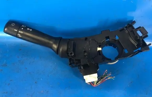 Toyota Camry Gear shift switch/knob 8414006400
