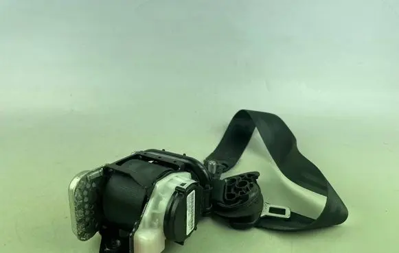 Skoda Superb B8 (3V) Front seatbelt 3V0857702B