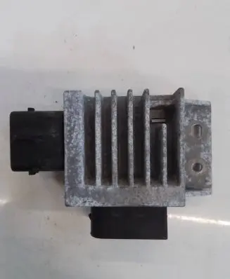 Renault Master III Glow plug pre-heat relay 271203982R 00808189 RCS3112