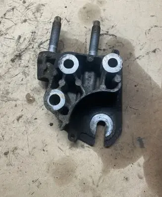 Ford S-MAX Engine mounting bracket 5M516030BA