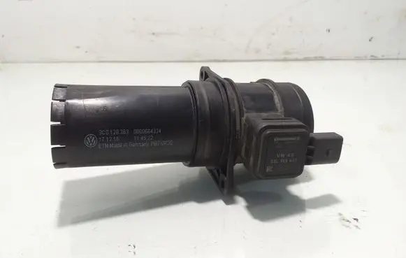 Volkswagen PASSAT B7 Mass air flow meter 03L906461 3C0129363 0000664324