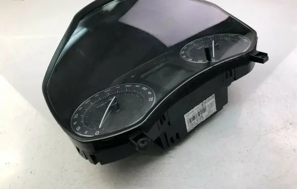 Skoda Octavia Mk2 (1Z) Speedometer (instrument cluster) 1Z0920810B K3632