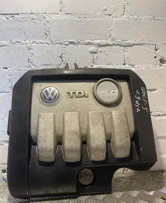 Volkswagen Golf V Engine cover (trim) 03G103925