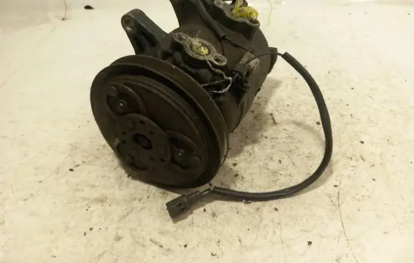 Nissan Terrano Air conditioning (A/C) compressor (pump)