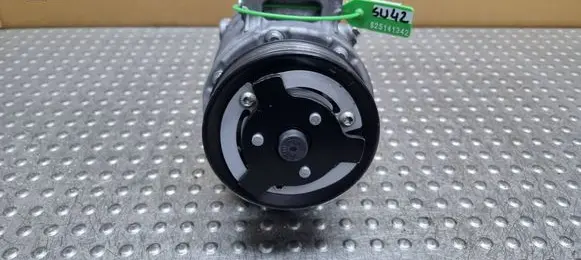 Skoda Superb B6 (3T) Air conditioning (A/C) compressor (pump) 1K0820808B
