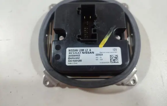 Nissan Juke II F16 LED ballast control module 260558992E A2C15331200