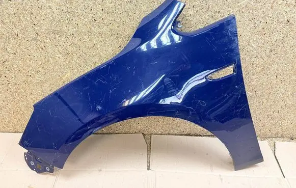 Opel Astra J Fender 