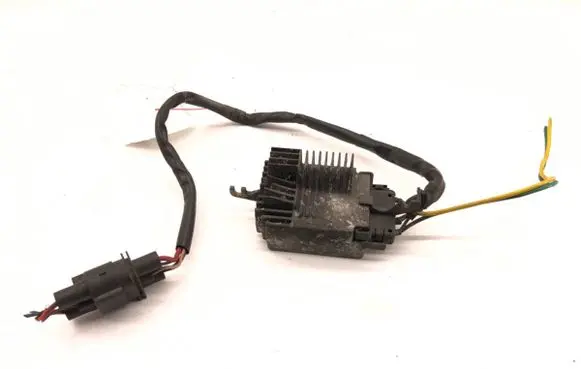 Audi A4 S4 B6 8E 8H Fan control module 8E0959501F