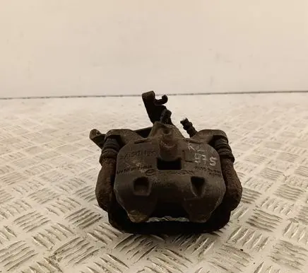 Mazda 3 III Rear brake caliper 