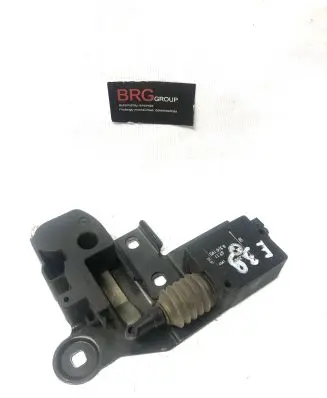 BMW 5 E39 Tailgate window lock/catch/latch 8360193 8120419 21483733