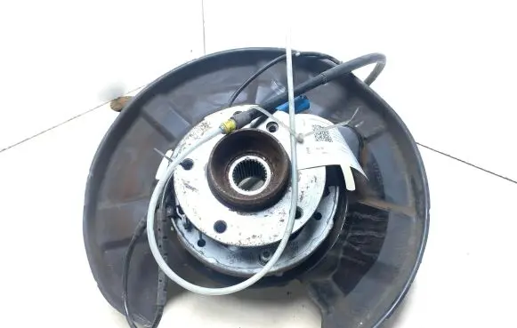 BMW X1 E84 Rear wheel hub