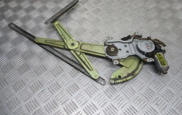 KIA Carens I Front door window regulator with motor