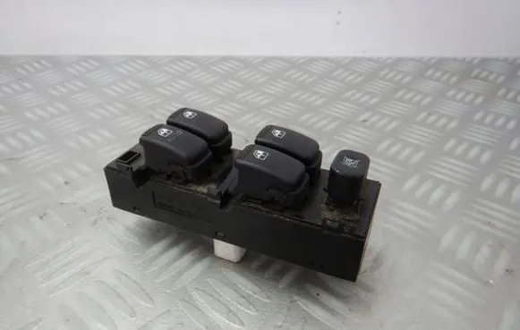 KIA Carens III Quarter vent window switch 3274901000