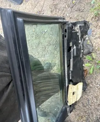 Audi A6 S6 C4 4A Sliding door manual window regulator 