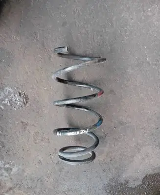 Toyota Previa (XR30, XR40) II Front coil spring