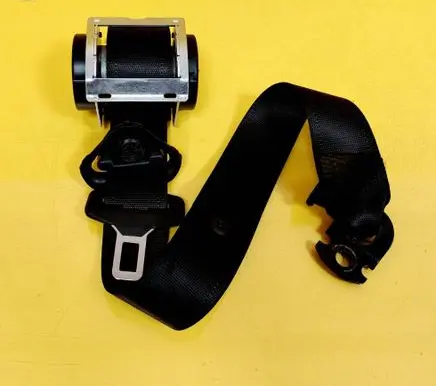 Opel Corsa D Rear seatbelt F13251319
