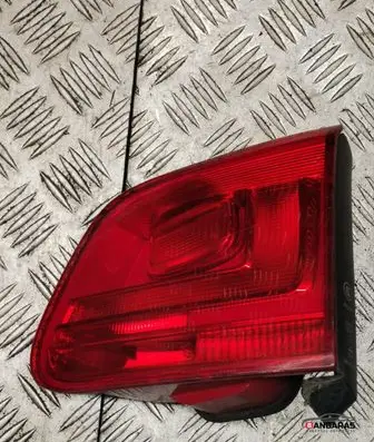 Volkswagen Tiguan Tailgate rear/tail lights 178957