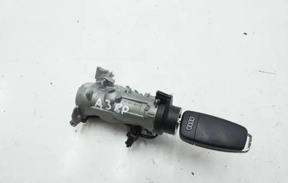 Audi A3 S3 8P Ignition lock 1K0905851B