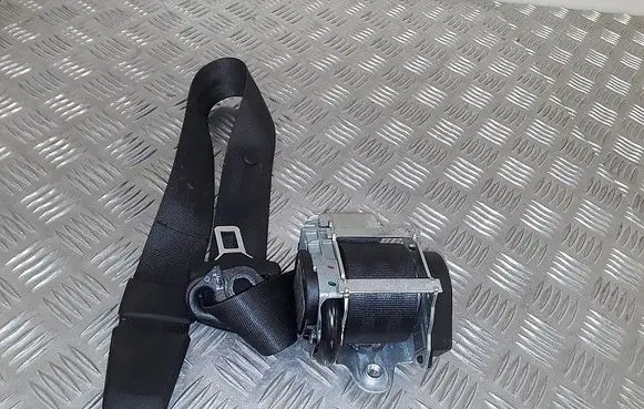Skoda Superb B6 (3T) Front seatbelt 615479000