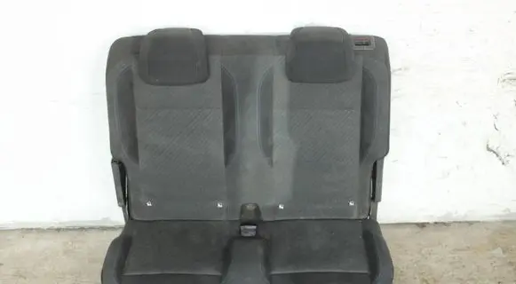 Peugeot Rifter Second row seats 