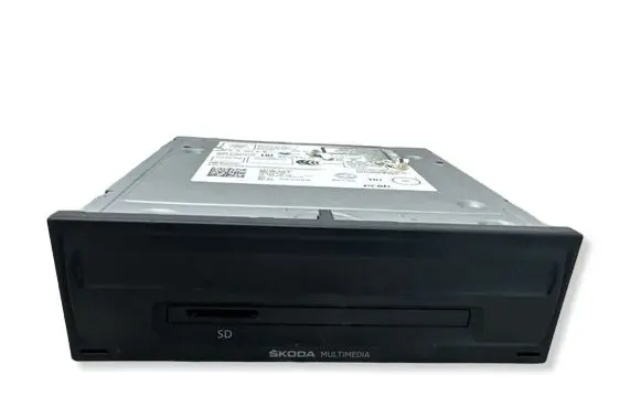 Skoda Fabia Mk3 (NJ) Radio/CD/DVD/GPS head unit 5Q0035840B 908D7CFDA0A5 SKZAZ2T5121984