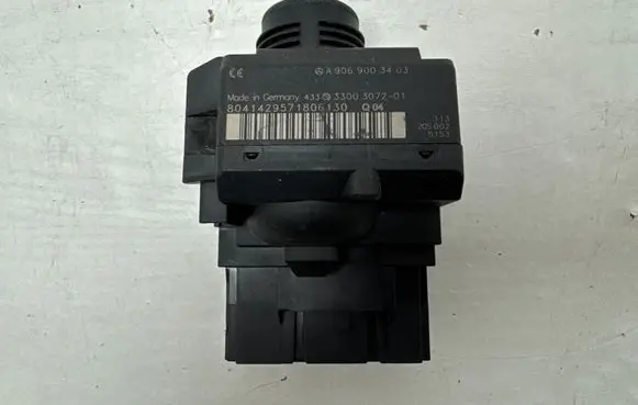 Mercedes-Benz Sprinter W906 Ignition lock A9069003403 8041429571806130 33003072