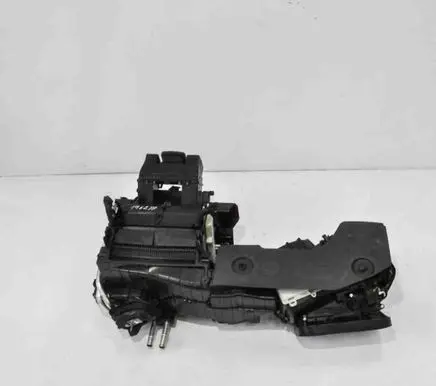 Audi A4 S4 B9 8W Interior heater climate box assembly 8W1820005A