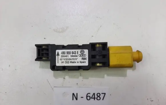 Audi A8 S8 D3 4E Airbag deployment crash/impact sensor 4B0959643E