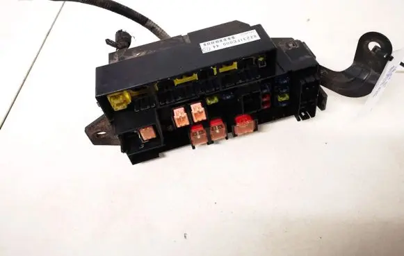 Subaru Impreza I Fuse box set 82231fe000