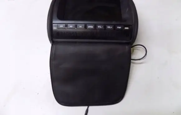 Honda CR-V Front seat headrest 
