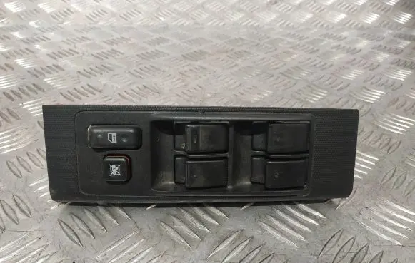 Toyota Corolla Verso E121 Electric window control switch 848200F010 742310F010