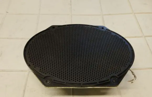 Mitsubishi Colt Front door speaker XW7F18808AB