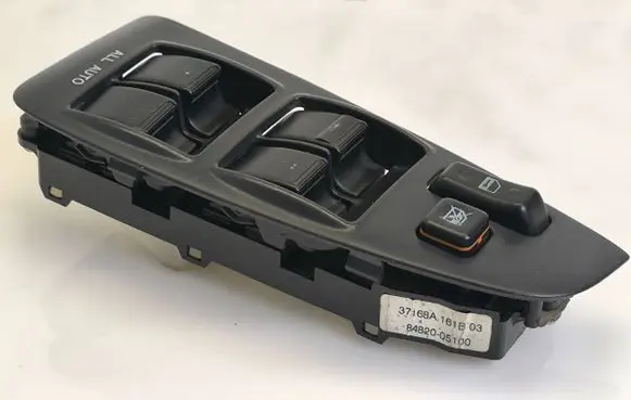 Toyota Avensis T250 Electric window control switch 54356022 18401 03163
