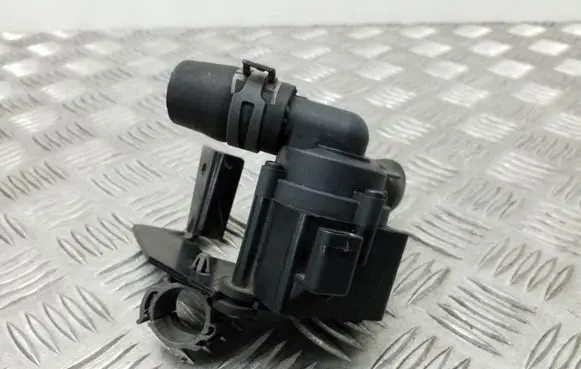 Audi A4 S4 B8 8K Electric auxiliary coolant/water pump 03L965561 03L121093