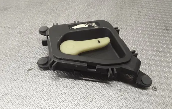 Subaru Legacy Tailgate interior release/open handle 