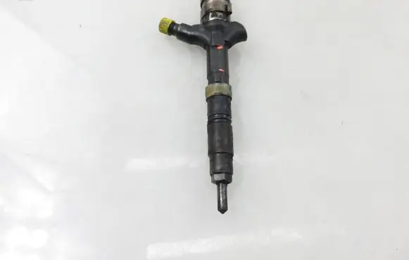 Toyota RAV 4 (XA20) Fuel injector 2367027030